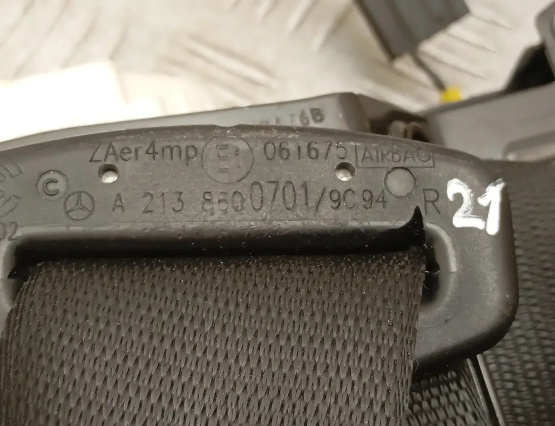 MERCEDES-BENZ E-Class W213/S213/C238/A238 (2016-2024) Forreste højre sikkerhedssele A2138600701,A0008601682,34218624,34175226H,34027306 33515101