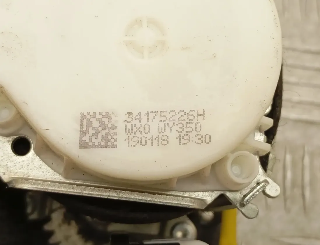 MERCEDES-BENZ E-Class W213/S213/C238/A238 (2016-2024) Forreste højre sikkerhedssele A2138600701,A0008601682,34218624,34175226H,34027306 33515101