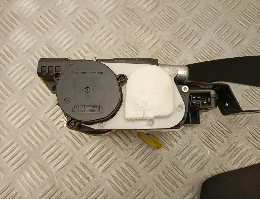 MERCEDES-BENZ E-Class W213/S213/C238/A238 (2016-2024) Forreste højre sikkerhedssele A2138600701,A0008601682,34218624,34175226H,34027306 33515101