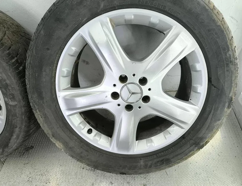 MERCEDES-BENZ M-Class W164 (2005-2011) Baghøjre sidetærskelbeklædning A1644011202 33116555