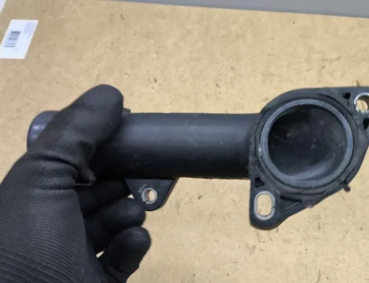 BMW 3 Series E90/E91/E92/E93 (2004-2013) Kølerslangerør 7560130 33128175