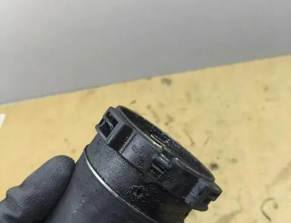 MERCEDES-BENZ E-Class W211/S211 (2002-2009) Intercooler Slangerør A2045282182 33133610