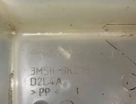 VOLVO C30 1 generation (2006-2013) Ekspansionsbeholder 3M5H8K218 33163715