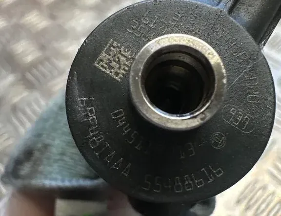 OPEL Insignia B (2017-2024) Brændstofinjektor 55488616 33165314