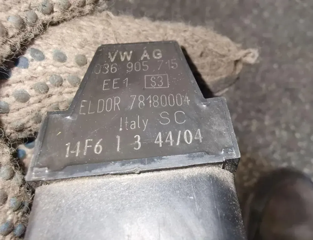 VOLKSWAGEN Tiguan 1 generation (2007-2017) Højspændings tændspole 036905715 33861165