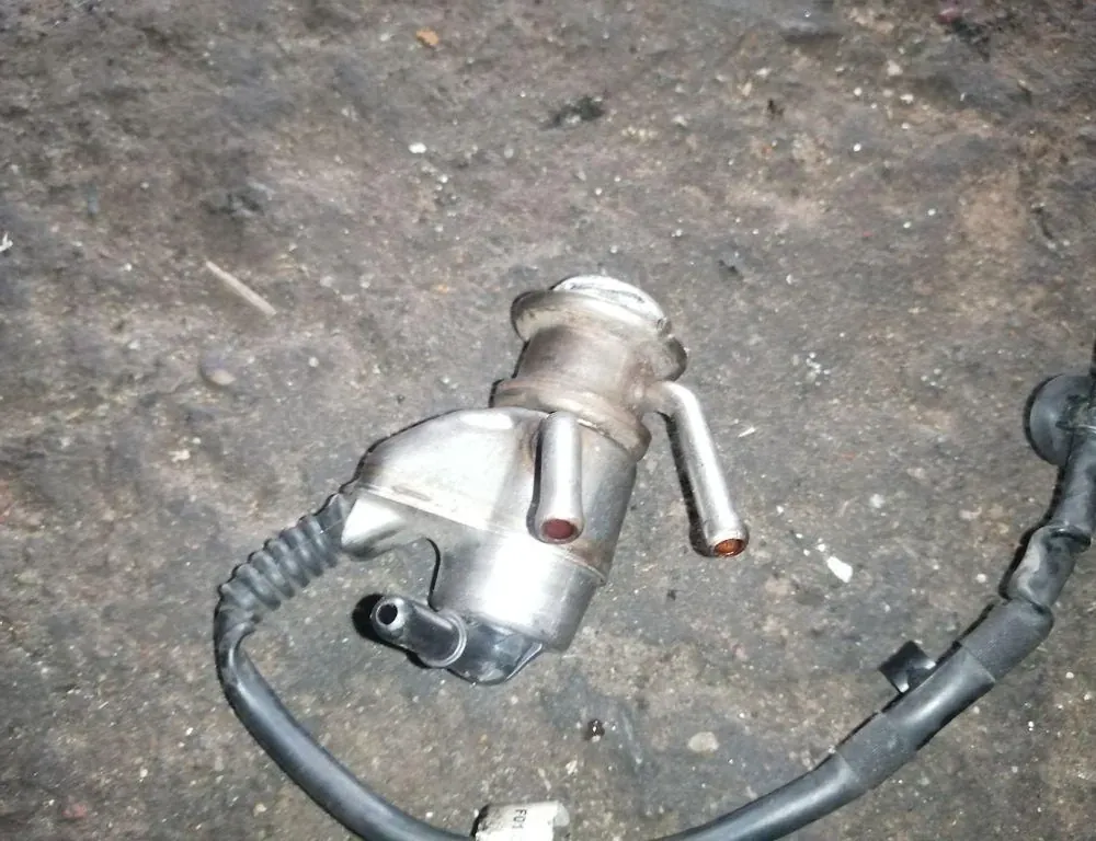 VOLKSWAGEN Touran 3 generation (2015-2023) AdBlue injektorer 04L131113P 33872919