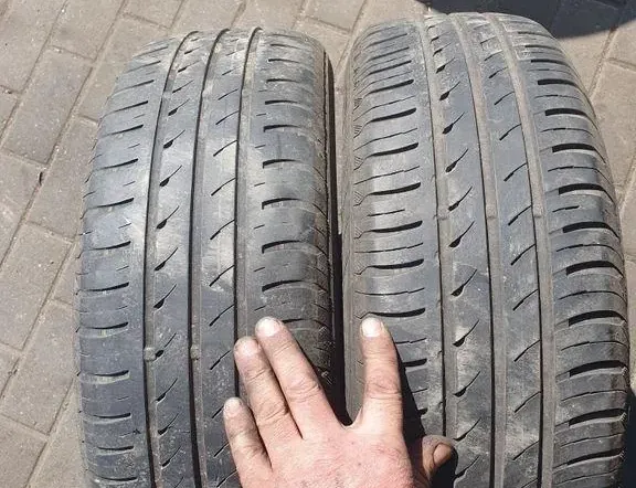 VOLKSWAGEN Golf 8 generation (2019-2023) Bagagerumsgrill 19565R15 33883181