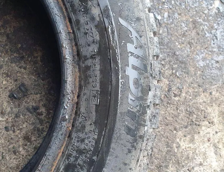 SEAT Leon 2 generation (2005-2012) Bagagerumsgrill 19565r15 33885041