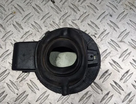 SKODA Superb 1 generation (2001-2008) Lås til brændstoftankdæksel 3b7809857a 33888047