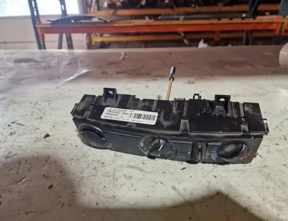 MERCEDES-BENZ Sprinter 2 generation (906) (2006-2018) Andre kontrolenheder A9068300485KZ 33969227