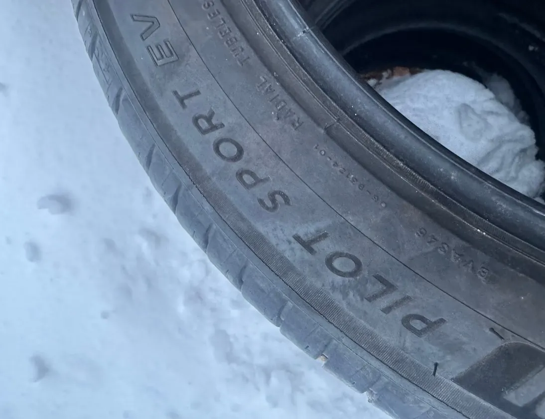 HYUNDAI IONIQ 5 1 generation (2021-2023) Dæk MICHELIN 34274060