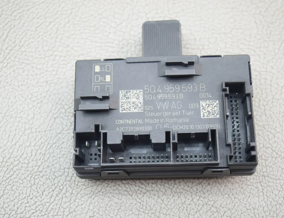 SEAT Leon 3 generation (2012-2020) Forreste venstre dør kontrolenhed 5Q4959593B 23045917