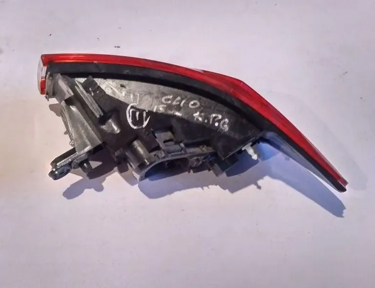 RENAULT Clio 4 generation (2012-2020) Venstre baglygte 265553021R 33250905