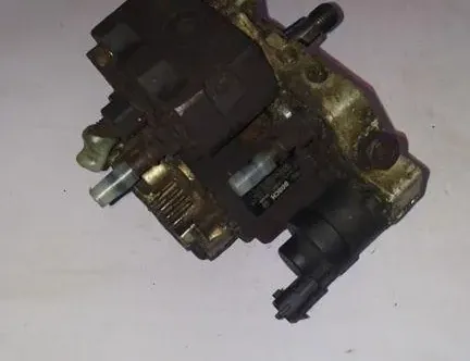 RENAULT Trafic 2 generation (2001-2015) Brændstofpumpe 0445010075 33251223