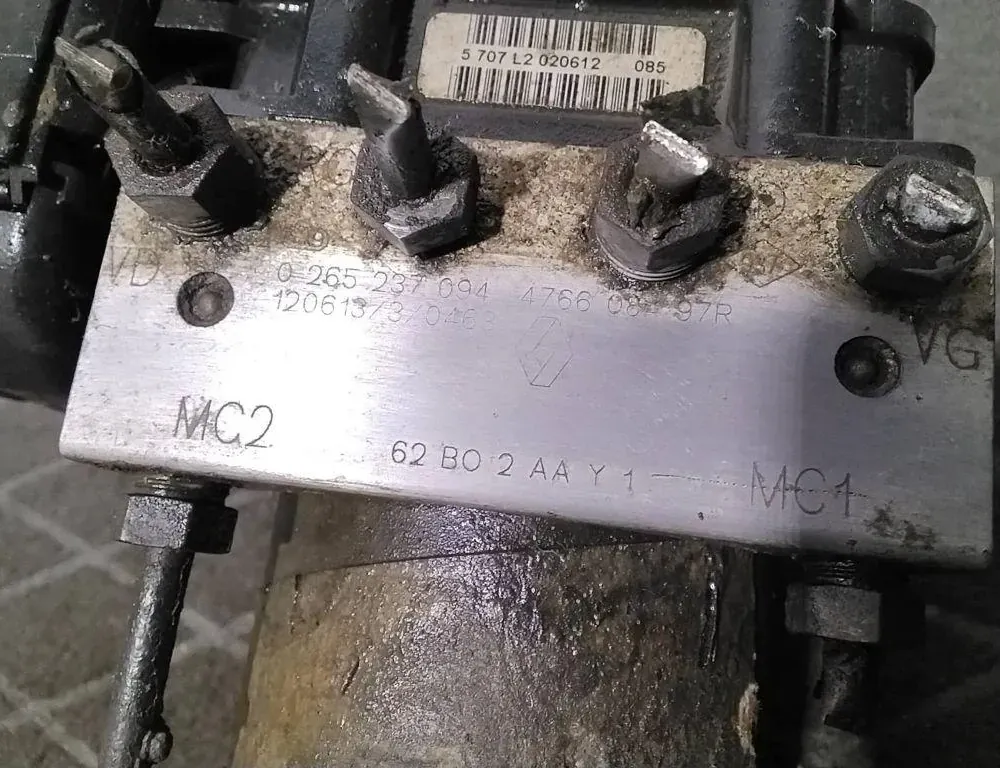 OPEL Movano 2 generation (B) (2010-2021) ABS pumpe 33252222