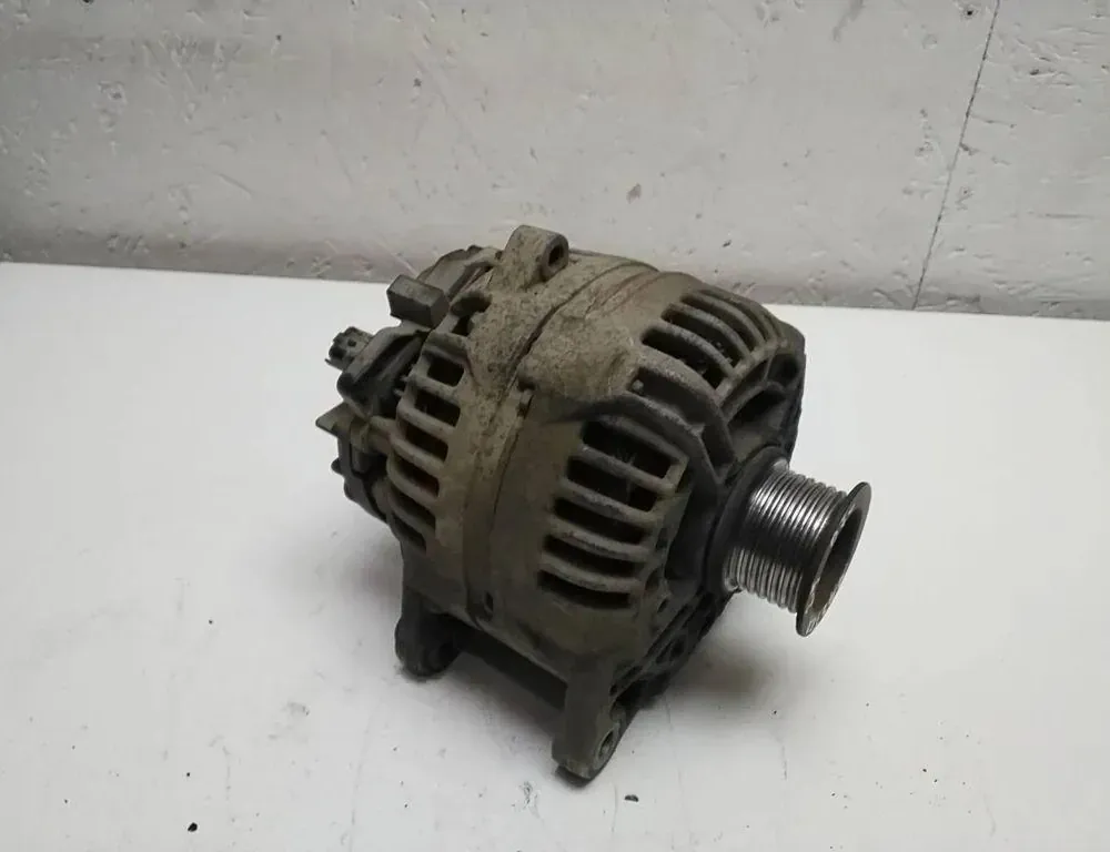 RENAULT Master 3 generation (2010-2023) Generator 7711135812,0124525133 33252466