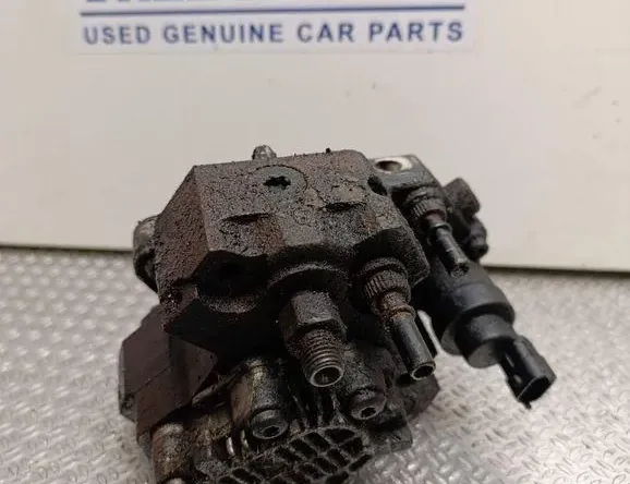 RENAULT Trafic 2 generation (2001-2015) Brændstofpumpe 0445010033,80004176 33256357