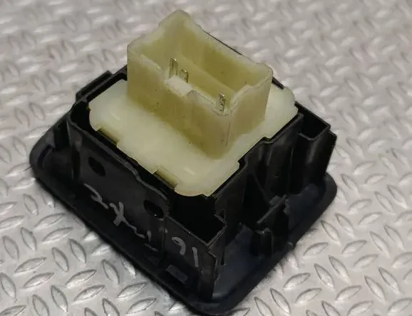 RENAULT Trafic 3 generation (2014-2023) Forreste venstre dør vindueskontakt 254118044R 33257081