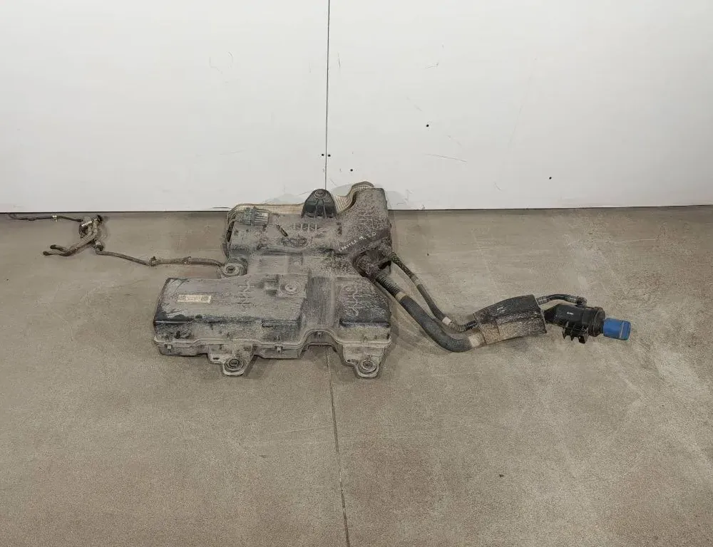 VOLKSWAGEN Crafter 2 generation (2017-2024) AdBlue Tank 2N0131877C 33260844