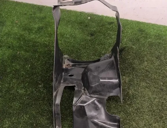 AUDI A8 D3/4E (2002-2010) Andre kropsdele 4E0201803,4E0121282C 34247096