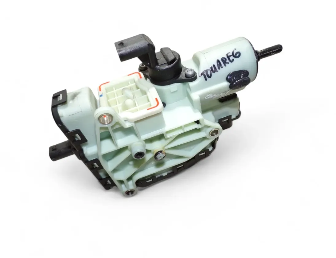 VOLKSWAGEN Touareg 2 generation (2010-2018) AdBlue pumpe 1928499093,161122172814,0928404016 28400113