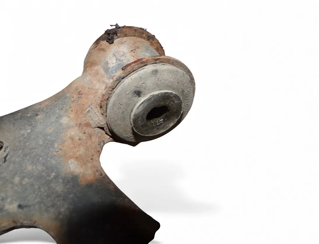 VOLKSWAGEN Passat B7 (2010-2015) Forreste Wishbone Arme 33491702