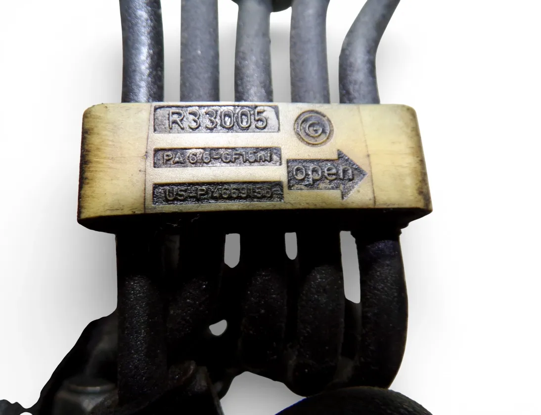 VOLKSWAGEN Transporter T4 (1990-2003) Brændstofinjektorens forsyningsledning/rør R33005,4669156 34023030