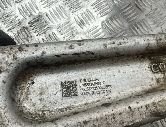 TESLA Model Y 1 generation (2020-2024) Forreste højre arm 118834100C 34926663