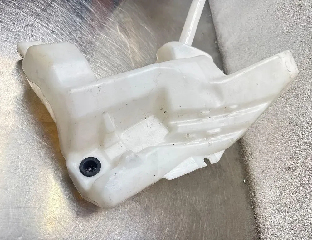 NISSAN Qashqai 2 generation (2013-2023) Vinduesvaskertank 28910 34541225