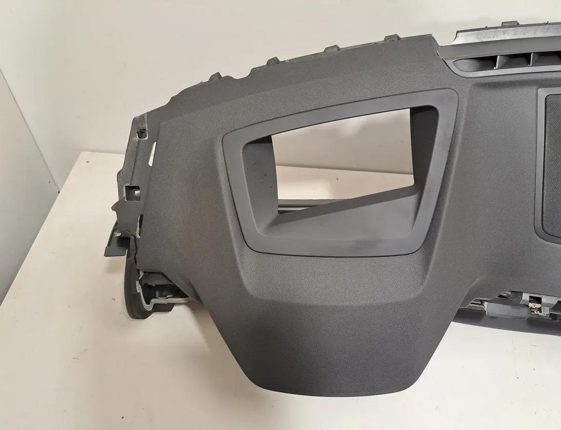 BMW X3 G01 (2017-2024) Dashboard 9630992,6817903,6817876,9363471,9363478,9363477,9636709,9363417,9363418,9363415,9363416,9871604,6809628,6809630 33352762