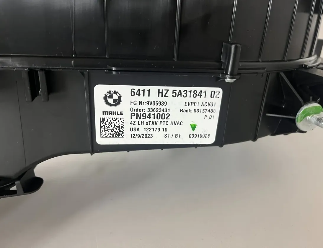 BMW X7 G07 (2018-2024) Interiørvarmer 7944537,9460552,7944538,5A31841,5B79352,5B6B582,5B60A05,5B4AA19,5B4C6F0,5B3ED63,5A98CB2,5A9C800,5A90EB8,5A80BA3,5A7D1E0,5A71B28 33527908