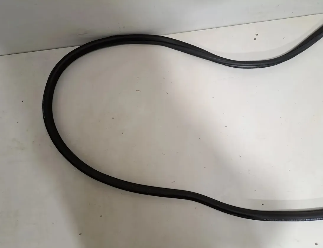 BMW X4 G02 (2018-2024) Forreste højre dørtætning gummi 7416498,7468927 35106015