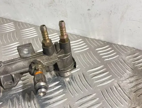 VOLKSWAGEN Golf 4 generation (1997-2006) Brændstofindsprøjtningssæt 036031G,036133319 34870872