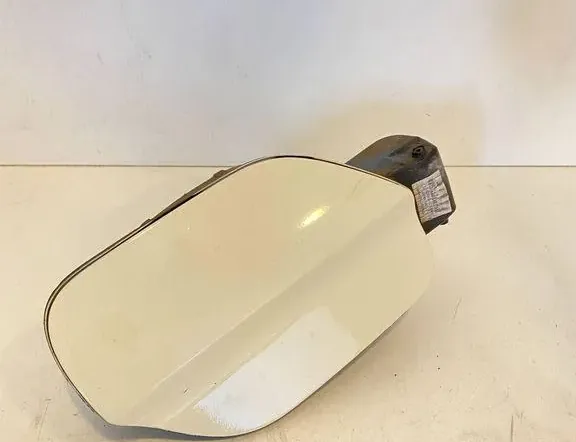 VOLKSWAGEN Passat B8 (2014-2023) Lås til brændstoftankdæksel 3G9809857 34874749