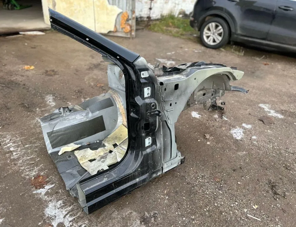 MASERATI Ghibli 3 generation (2013-2024) Forreste højre kvartpanel 673001716 33201128