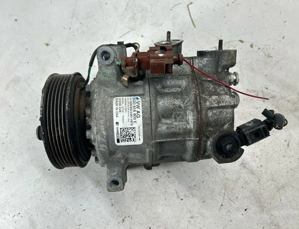 VOLKSWAGEN Tiguan 2 generation (2016-2024) Aircondition pumpe 3Q0816803E 33518172