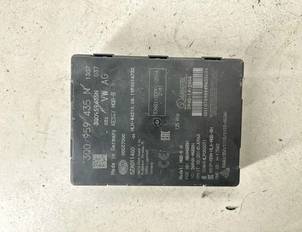 VOLKSWAGEN Tiguan 2 generation (2016-2024) Bremsesystem kontrolenhed 3Q0959435N 33518211