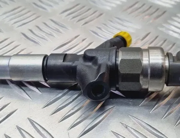 SUBARU Forester SH (2007-2013) Brændstofinjektor DEWS00250,16613AA030 31096835