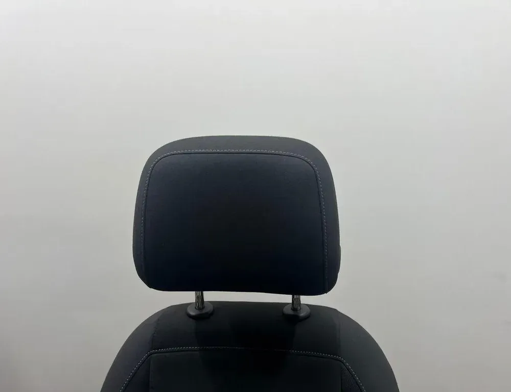 VOLKSWAGEN Touran 3 generation (2015-2023) Indvendige sæder med dørkortsæt 34051940