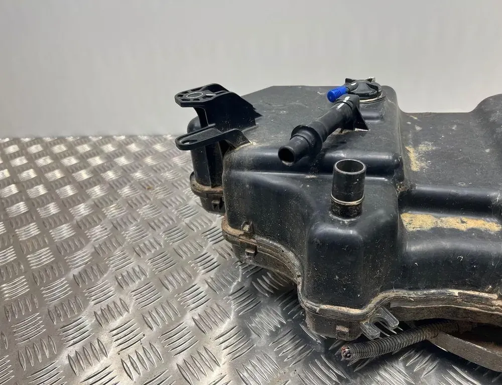 VOLKSWAGEN Touran 3 generation (2015-2023) AdBlue Tank 5QA131877B 34051831