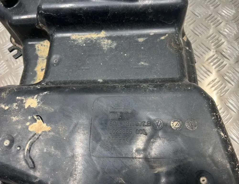 VOLKSWAGEN Touran 3 generation (2015-2023) AdBlue Tank 5QA131877B 34051831