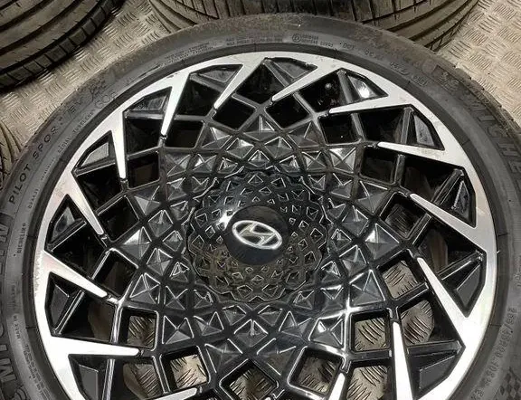 HYUNDAI IONIQ 5 1 generation (2021-2023) Baghøjre sidetærskelbeklædning 52910-GI210 34053159