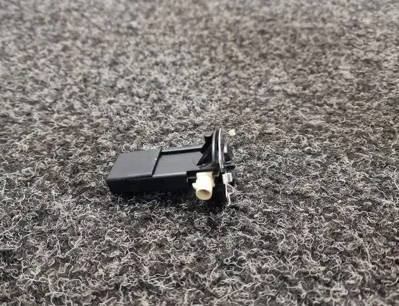 MERCEDES-BENZ C-Class W205/S205/C205 (2014-2023) Bootlid-antenneforstærker A2059051106 34055867