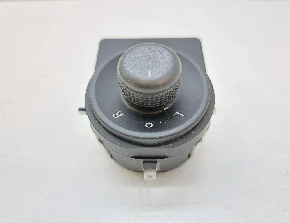 OPEL Astra J (2009-2020) Kontakt til spejljustering 13271827 33339591