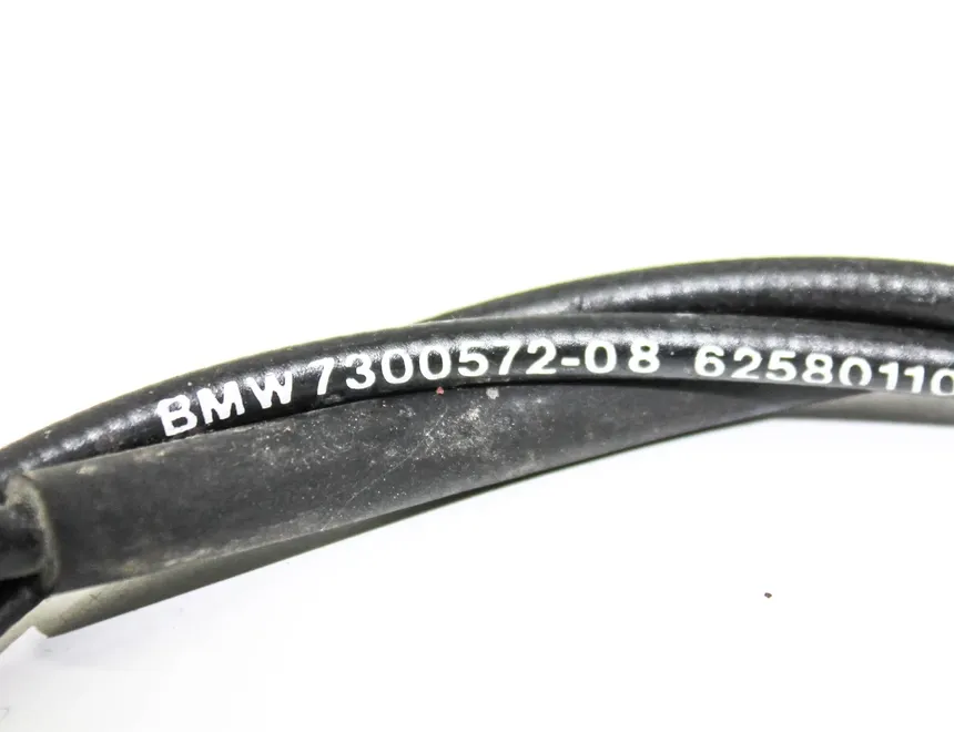 BMW X1 F48/F49 (2015-2023) Motorhjelmlåsekabel 7300572 27983998