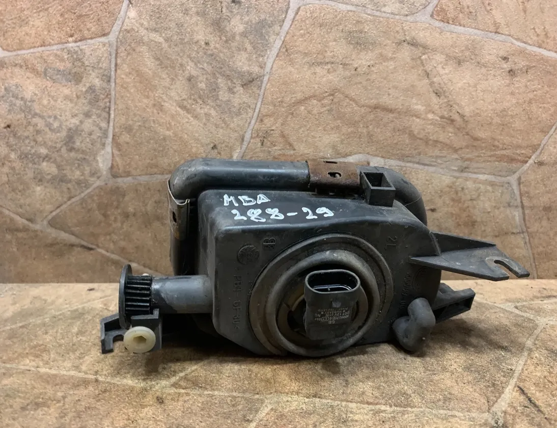 MERCEDES-BENZ SL-Class R230 (2001-2011) Forreste højre tågelygte A2038201156 33523756