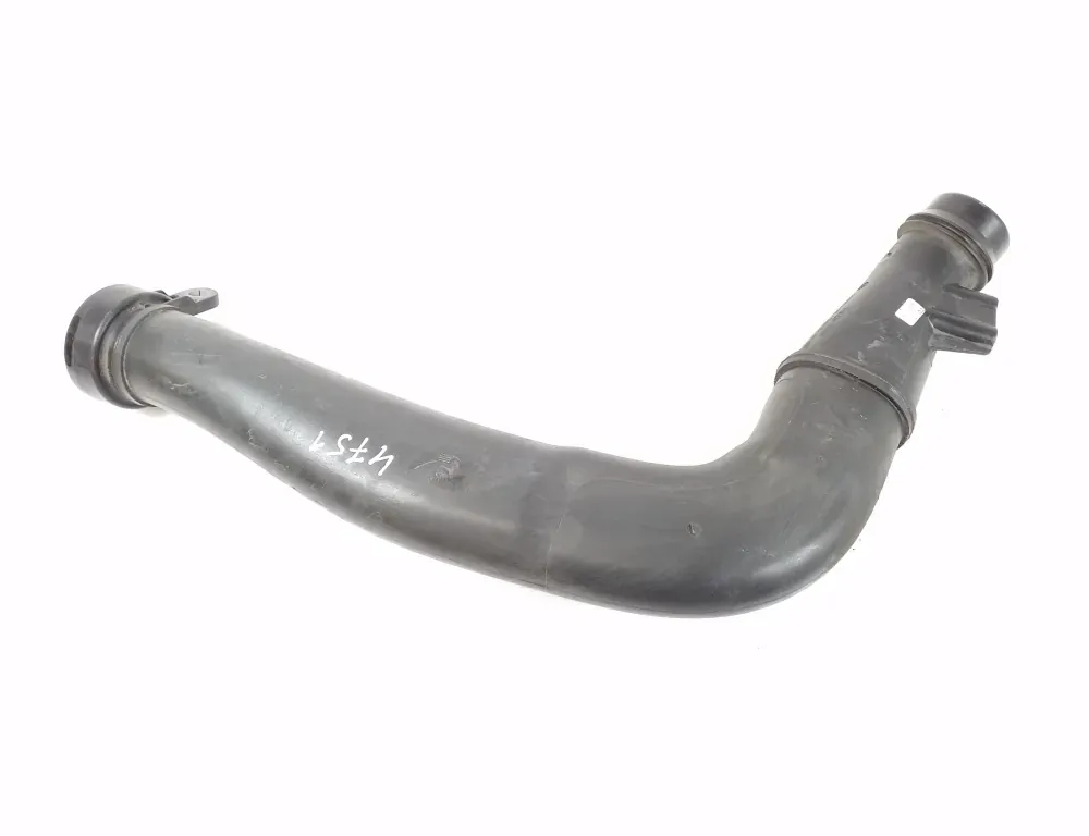 INFINITI Q30 1 generation (2016-2020) Venstre side intercoolerslange A6510901737 33235540