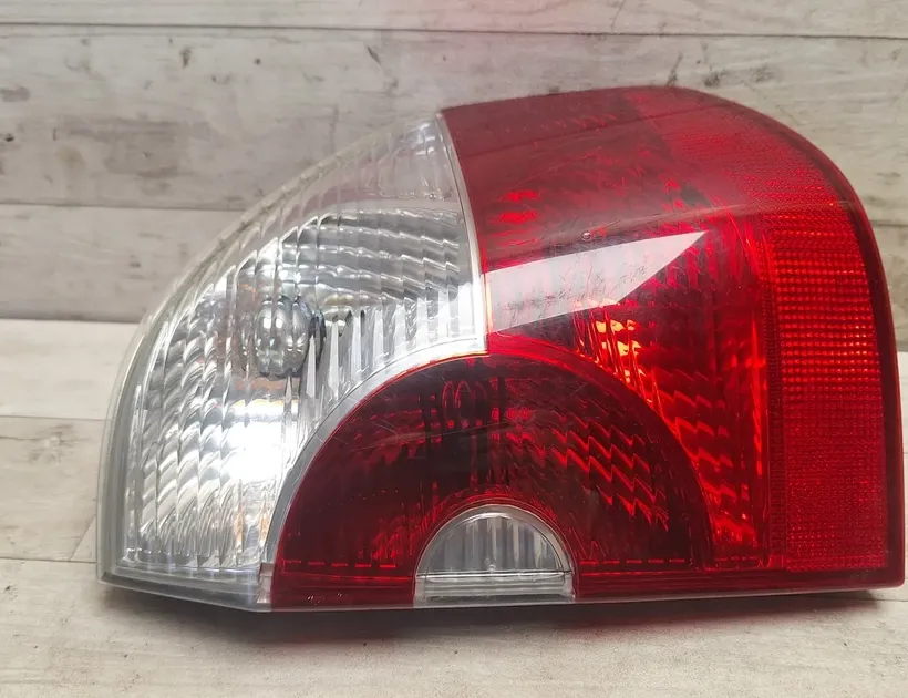 BMW X3 E83 (2003-2010) Baglygte højre baglygte 63216990170,6990170,515206,5152 34058690