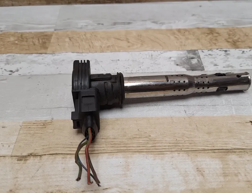 VOLKSWAGEN Passat B6 (2005-2010) Højspændings tændspole 4B0973724 31987452