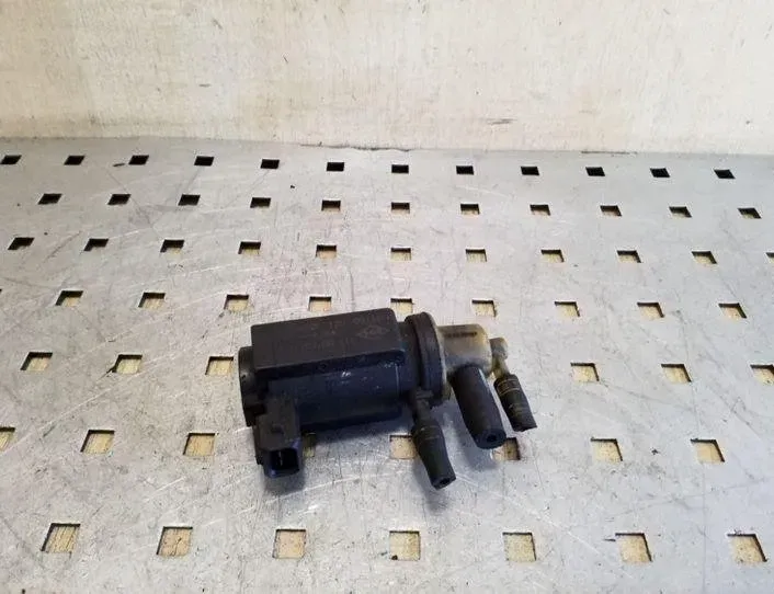 NISSAN Pathfinder R51 (2004-2014) Magnetventil 70115200,8200486264 26081840